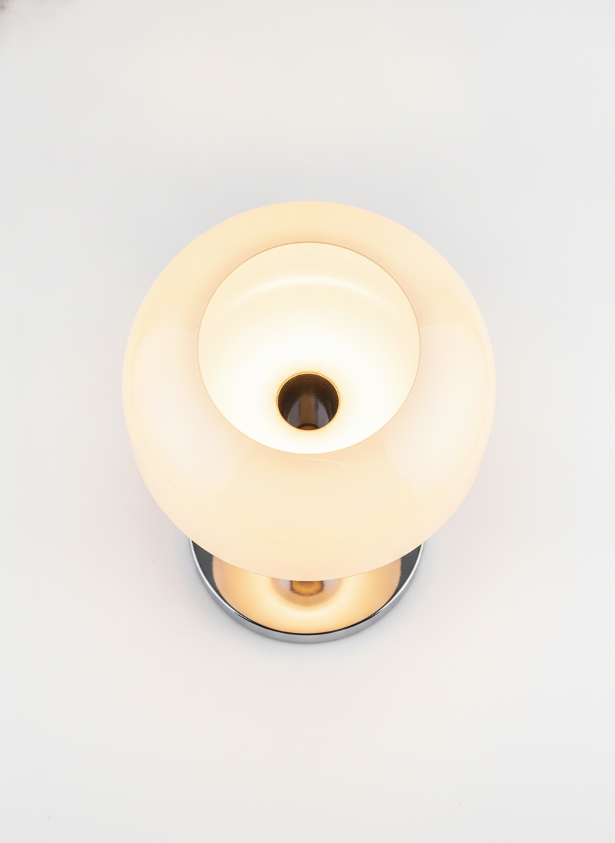 Lampada da tavolo Sphere dal design minimalista in stile Bauhaus