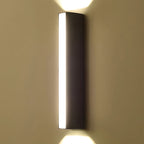 Modern Linear LED Outdoor Wall Light - Weather-Resistant for Gardens and Patios