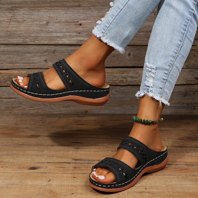 StrideEase Women's Comfort Sandals with Contoured Footbed