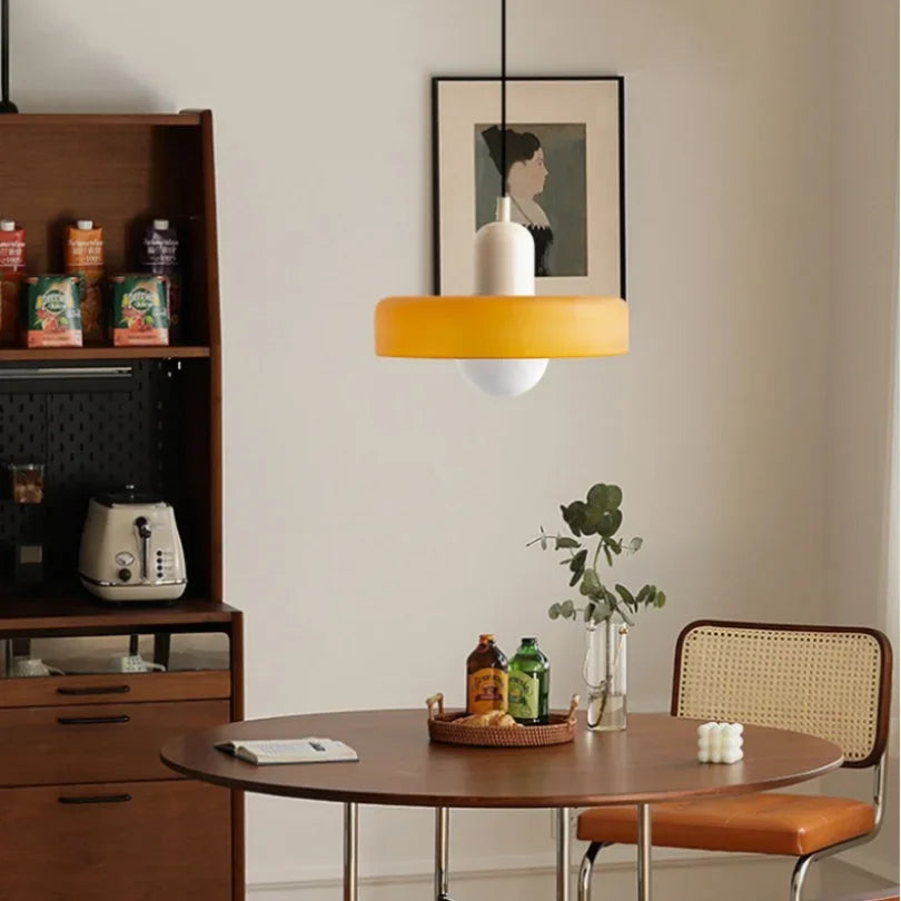 Velunis Elegant Scandinavian Glass Pendant E27