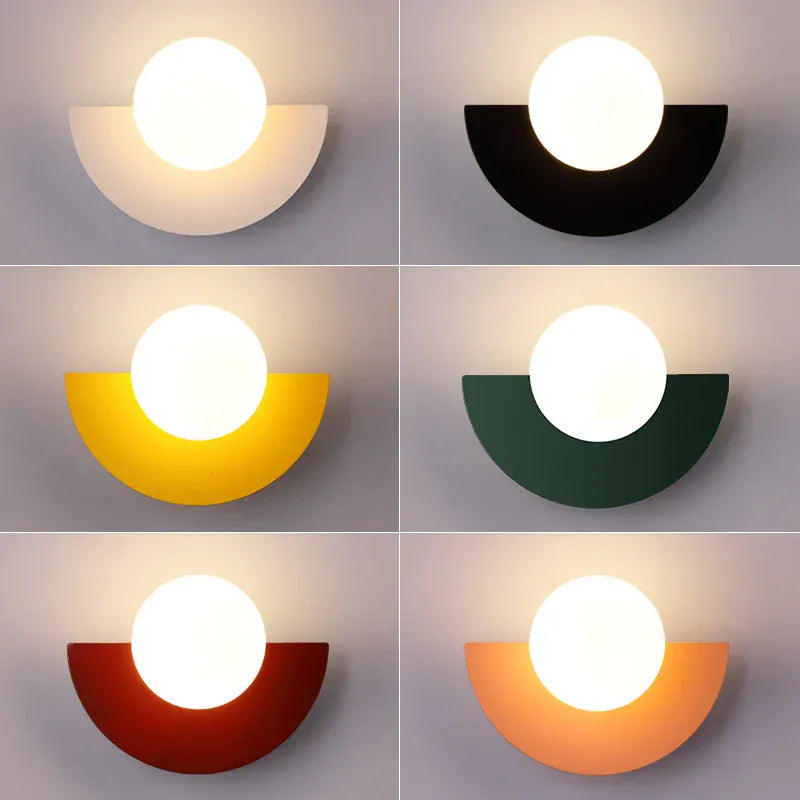 Coloréa Applique Murale Boule LED Minimaliste Colorée