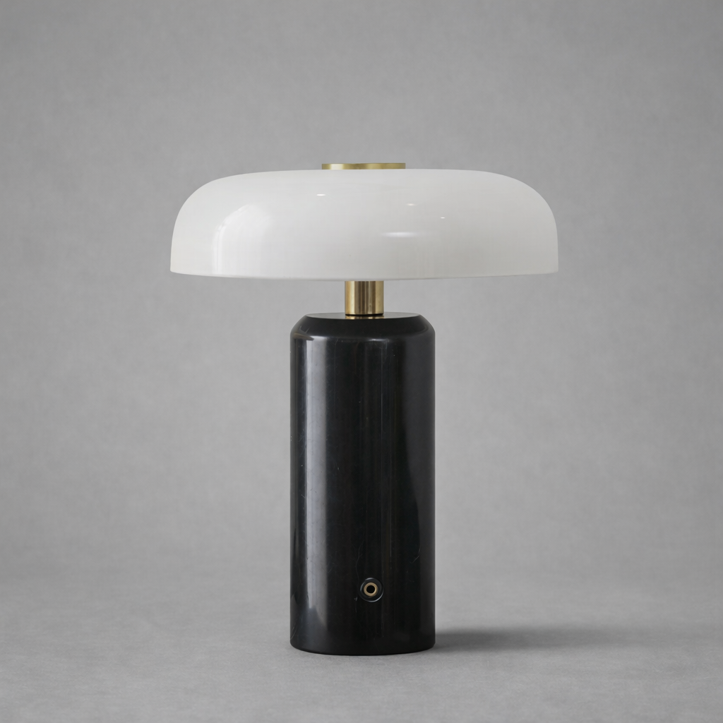 MarbreLumi Nico lampe de table design élégant moderne