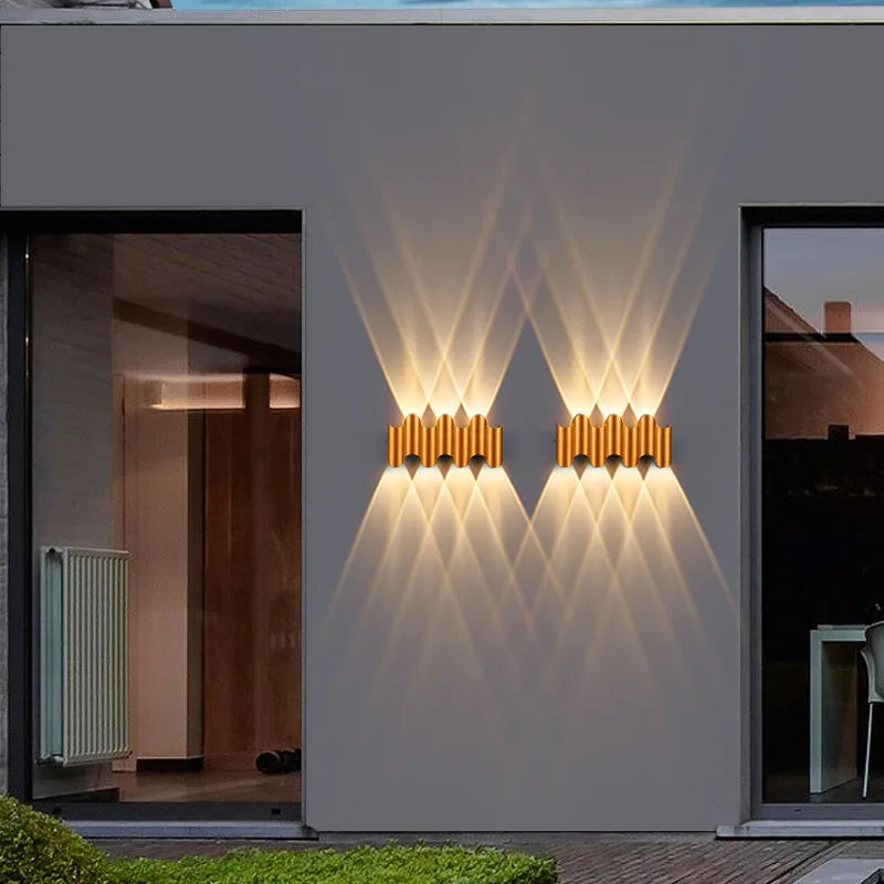 AluLume Modern LED Wall Light in Aluminium