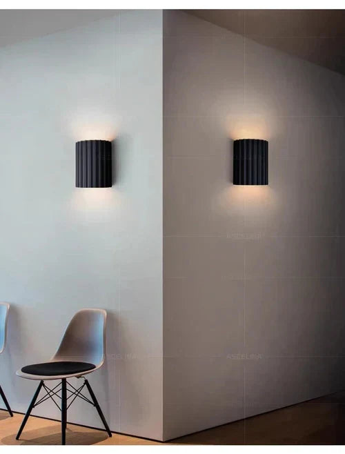 SculptAura Modern Resin LED Wall Sconce for Living Room and Hallway