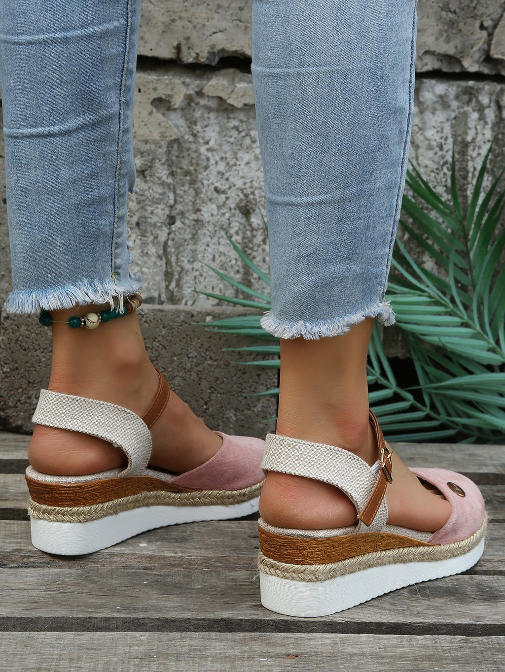 Lunessa Comfort Espadrille Sandals for Women Lightweight Summer Shoes